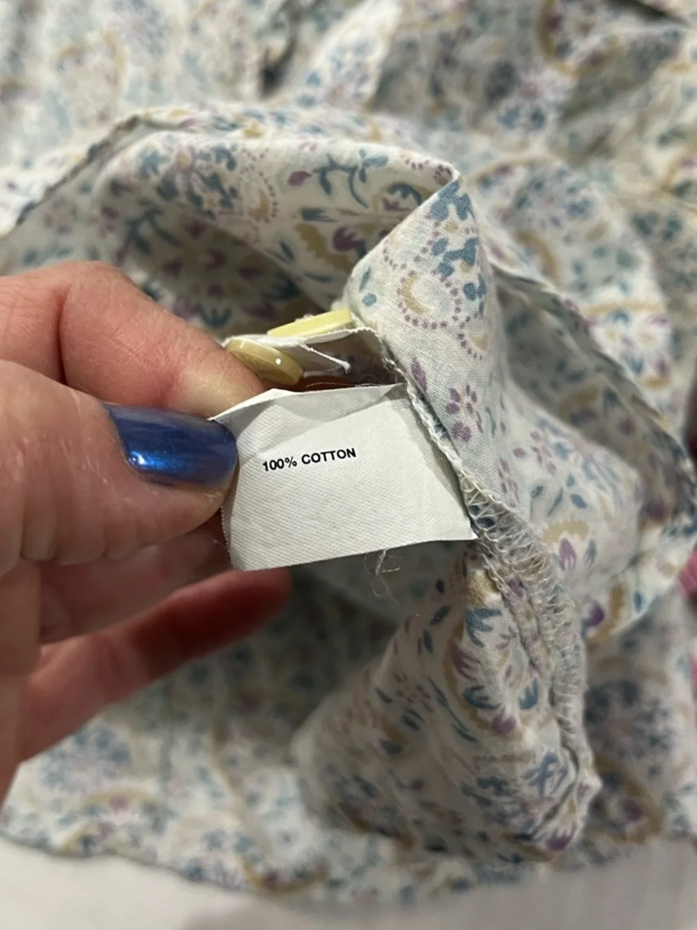 GAP VINTAGE BUTTON TOP - Picture 6 of 16